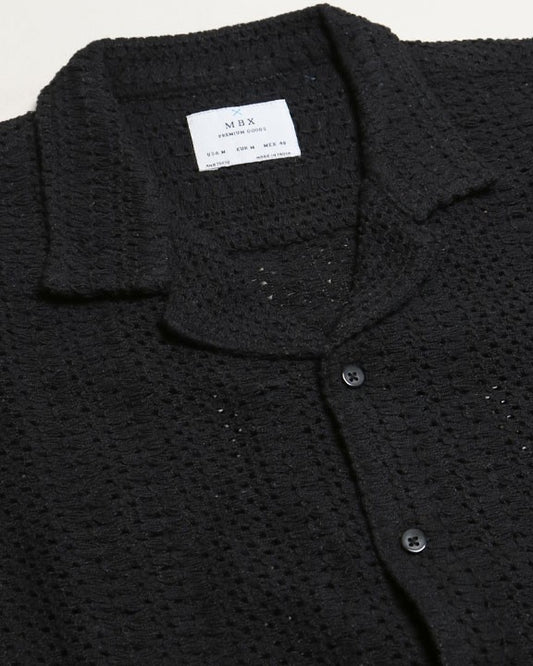 Camisa Camp Crochet Negra – Estilo & Frescura de Verano