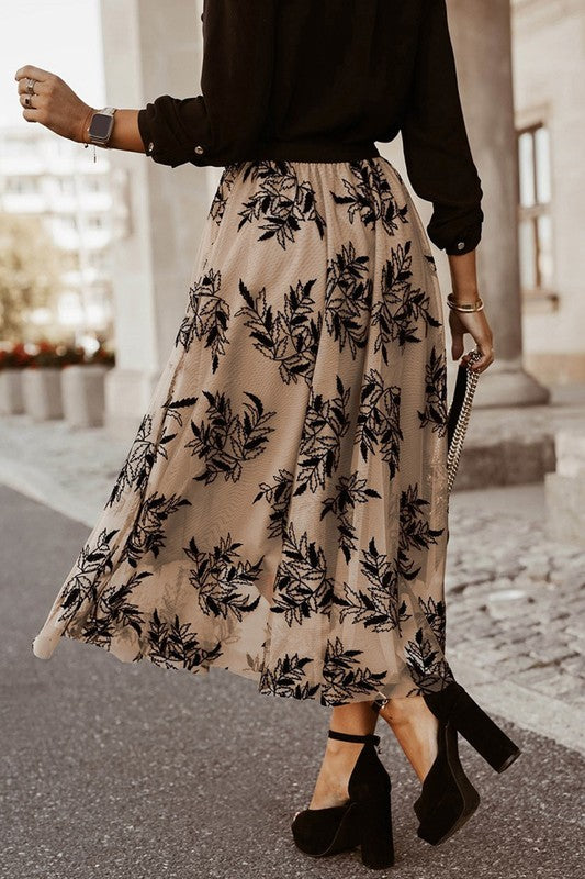Women Leaves Embroidered High Waist Maxi Skirt
