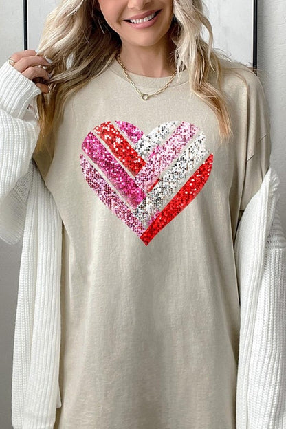 Faux Sequins Striped Heart Graphic Plus Tee